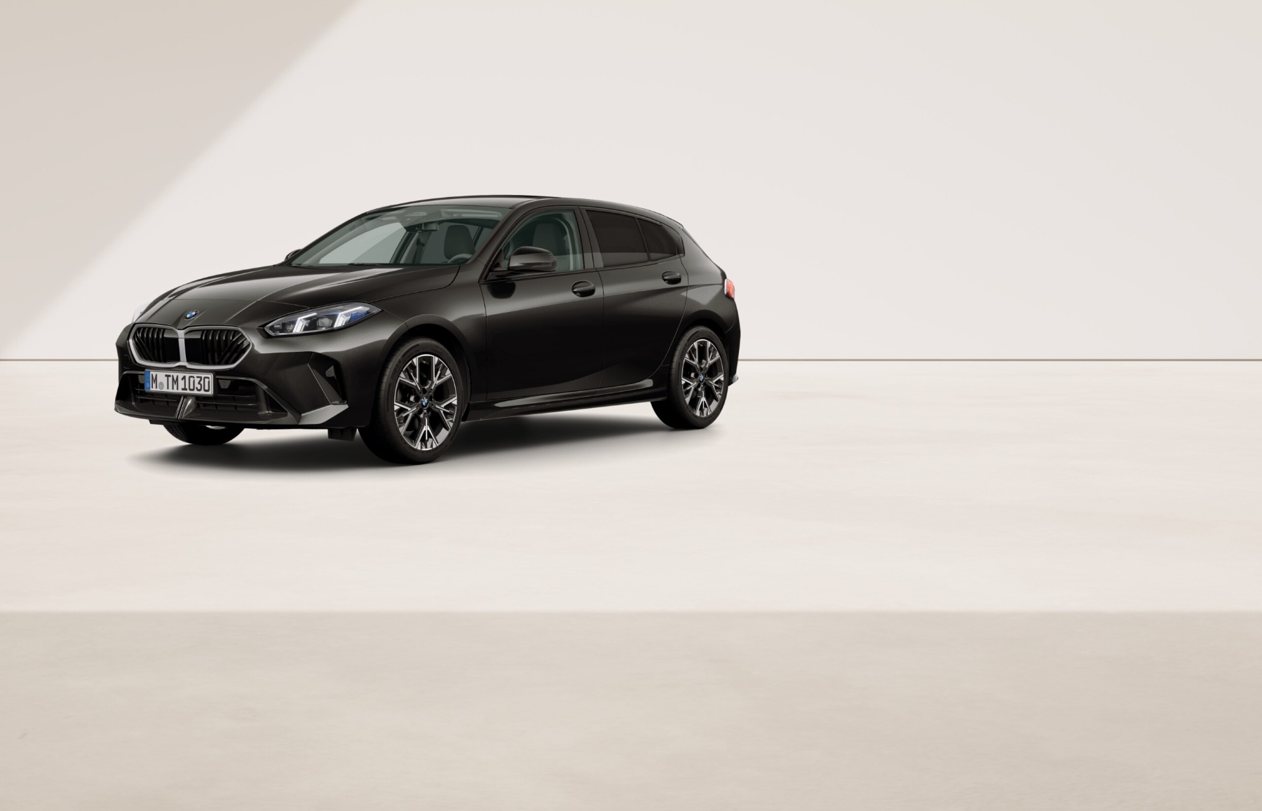 BMW Seria 1 123 xDrive — czarny, 2026 — zdjęcie 2