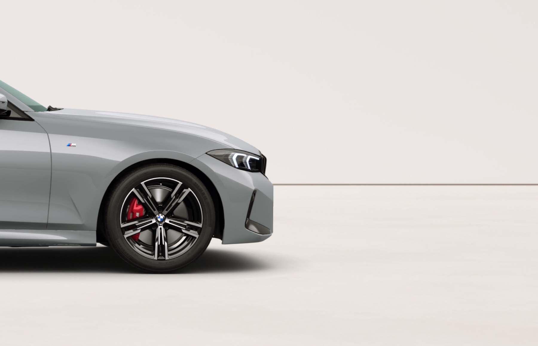 BMW Seria 3 330i xDrive Touring — szary, 2026 — zdjęcie 6