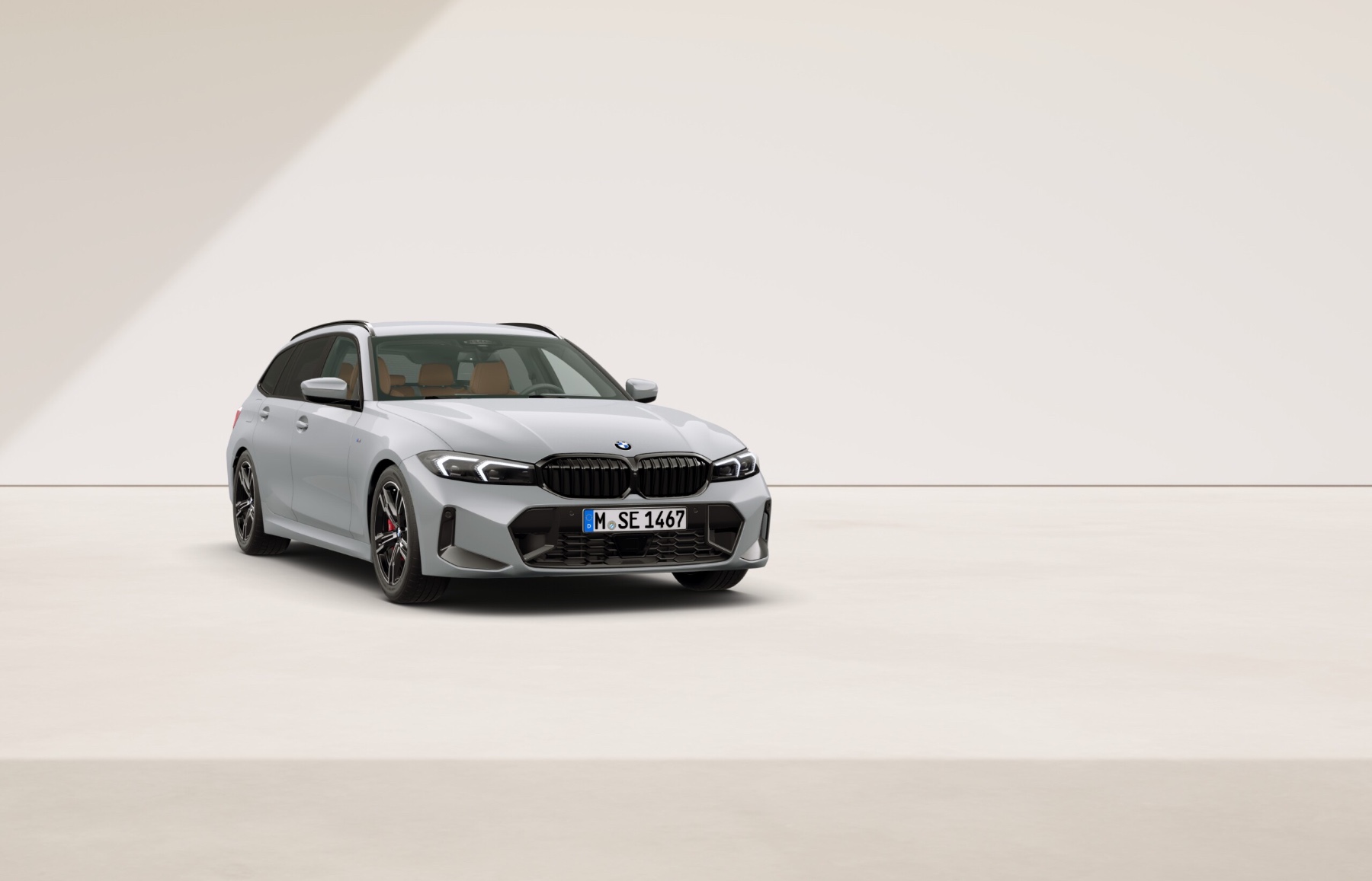 BMW Seria 3 330i xDrive Touring — szary, 2026 — zdjęcie 7