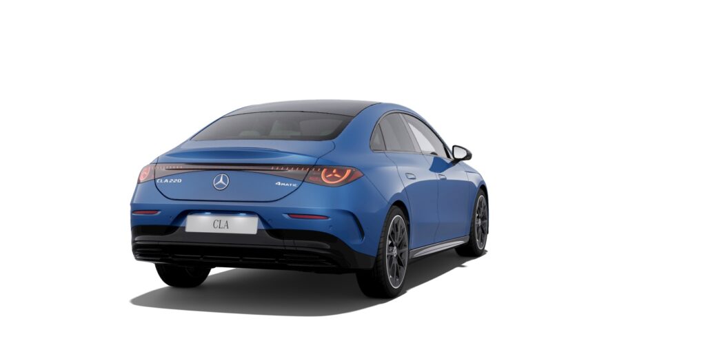 Mercedes-Benz CLA 220 4MATIC — zdjęcie 2